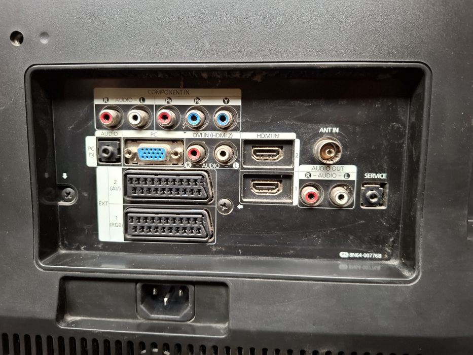 Telewizor SAMSUNG 32 cale