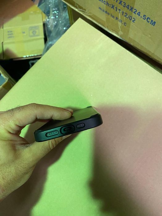 Iphone 16e, 128gb , em excelente estado