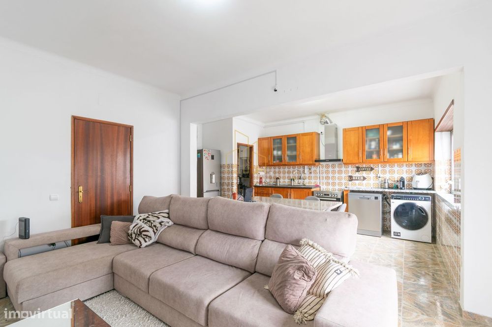 Apartamento T3 em Santarém — União de Freguesias da cidade de Santarém, Santarém