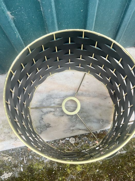 Candeeiros variados para venda em conjunto