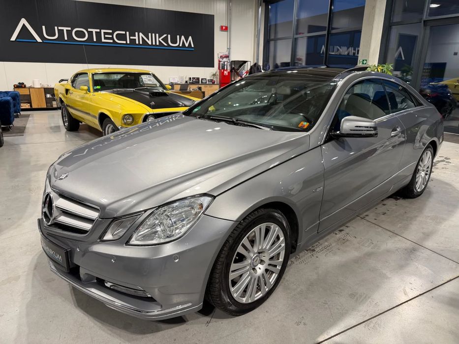 Mercedes-Benz Klasa E I właściciel Bezwypadkowy 100 % serwis ASO Gwarancja 12 m-cy Webasto