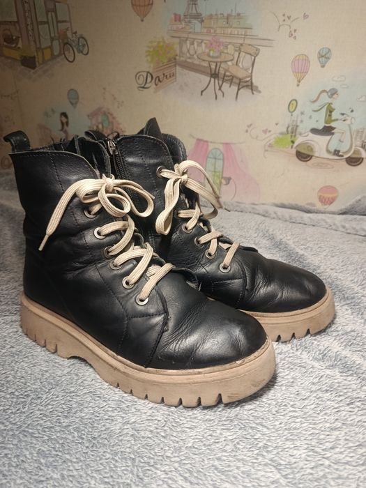 Продам тепле взуття. Зима/Весна