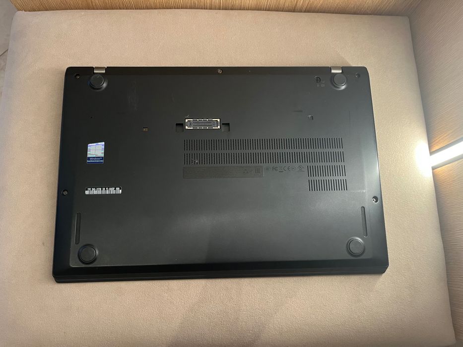 Dwa Thinkpady T470s i P51