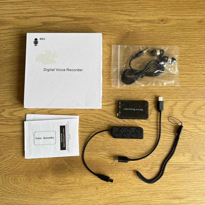 Цифровий голосовий диктофон V15 pro