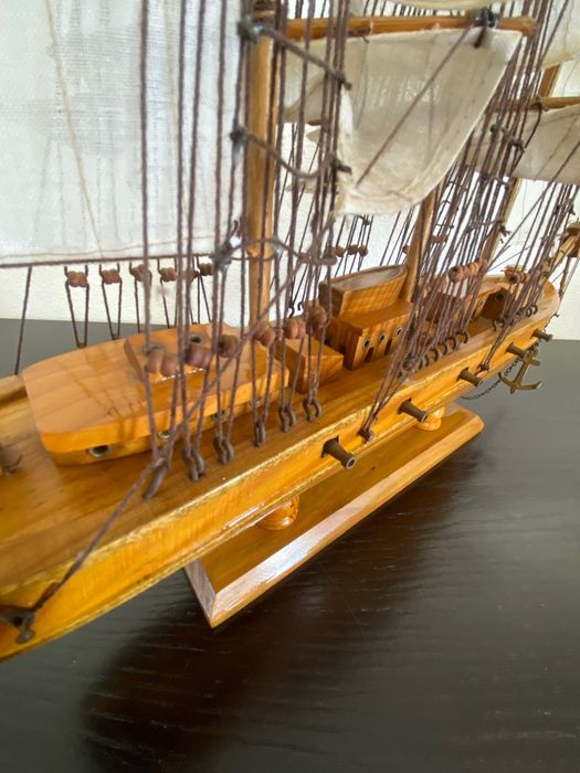 Barco de madeira coleção