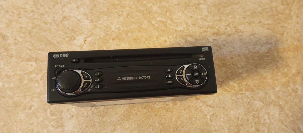 Мітсубісі магнітола Mitsubishi Motors автомагнетола din дин митсубиси