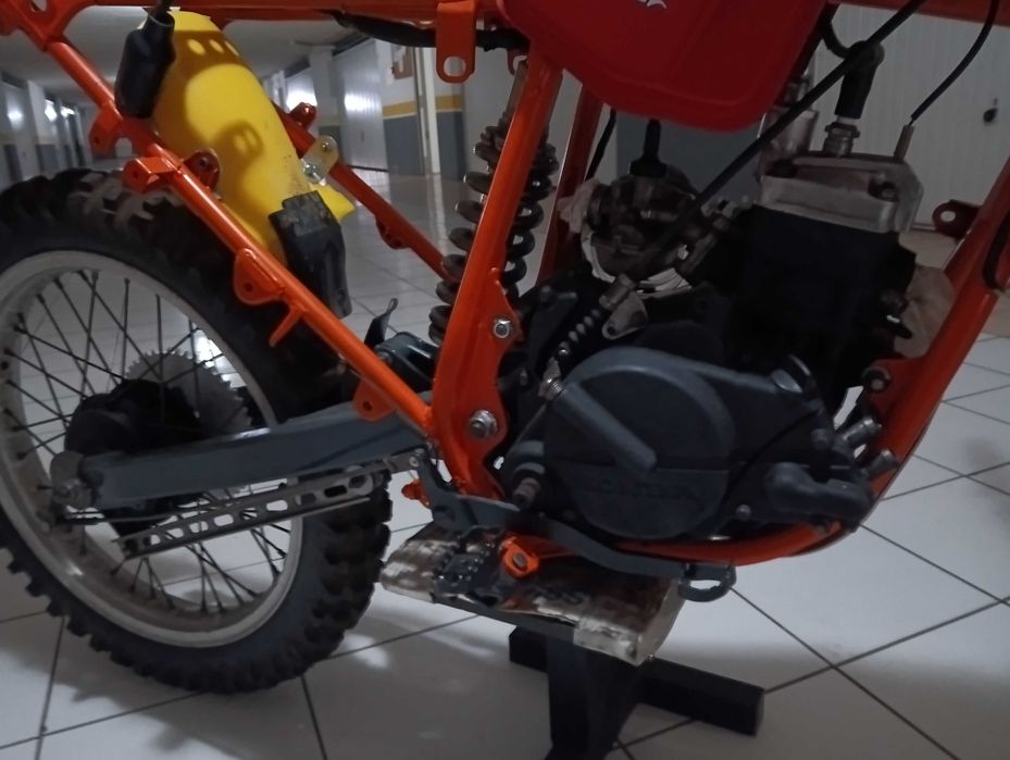 Honda CRM 50 motocros