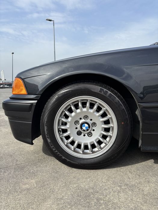 BMW e36 coupe 318is de 1993 - Restauro à chapa - Muito bom estado todo original