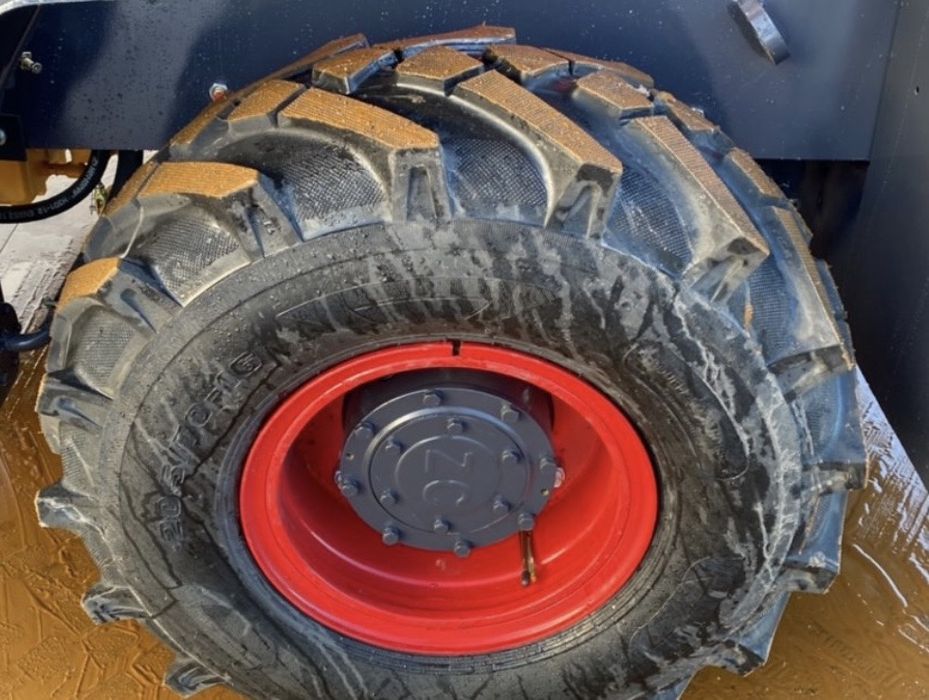 Wozek widlowy terenowy 3T tony nowy