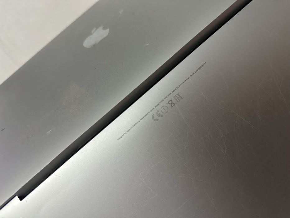 Macbook Pro A1708 2017 13.3” Intel Core i5