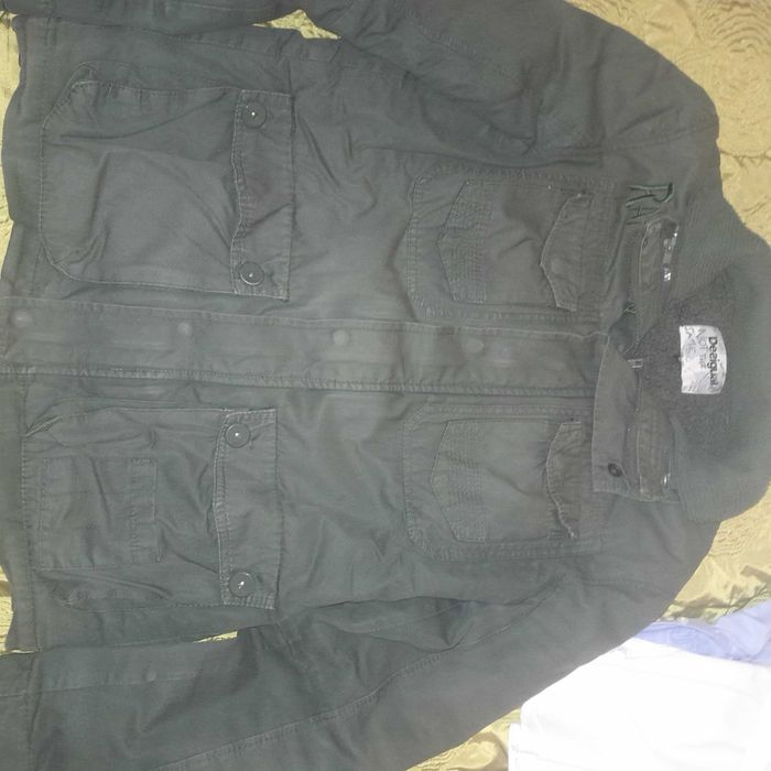 Urgente Despachar Preco 7 peças de   Homem de Marca em bom estado