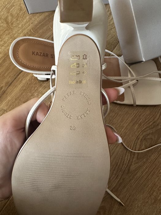 Kazar Studio Skora owcza nowe 39