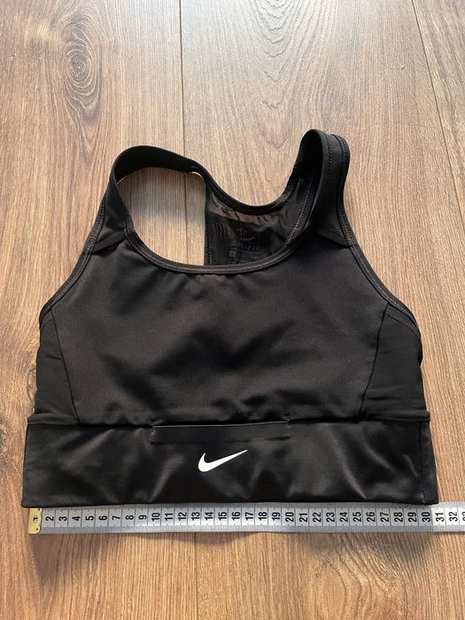 Топ Nike для бігу трейлу