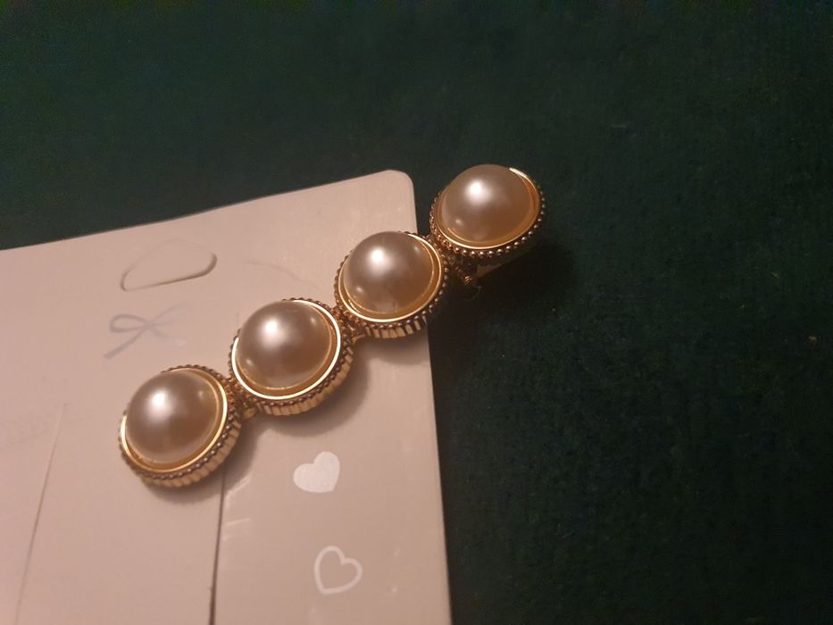 Piękna Złota Biała Delikatna Spinka fo Włosów z Perłami Perełkami