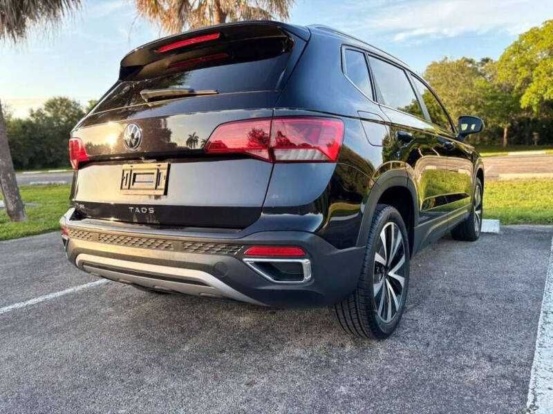 2022 Volkswagen Taos SE