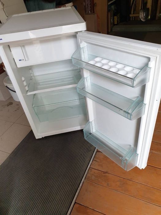 Холодильник маленький