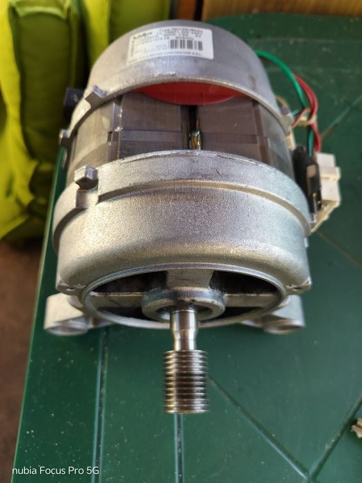 Silnik pralki INDESIT