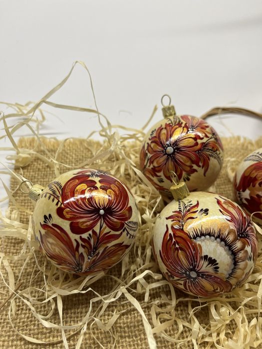 Набір куль ручної роботи з петриківським розписом