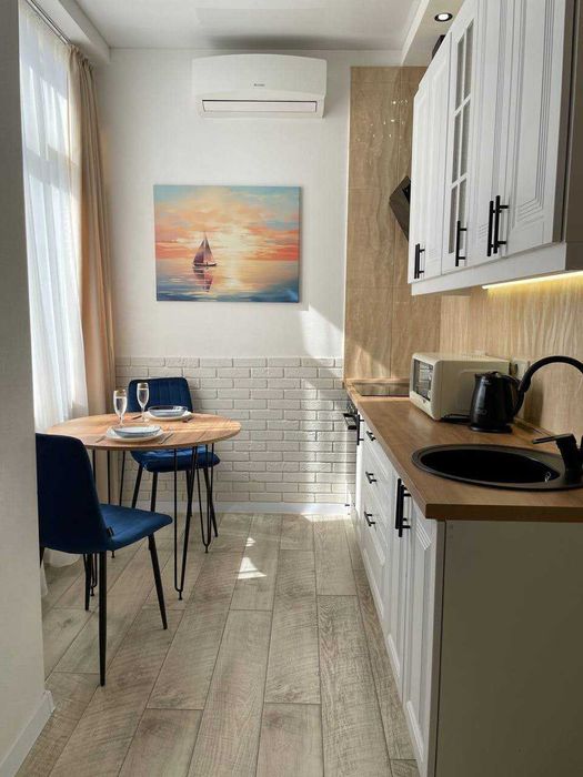 Однокомнатная квартира посуточно в Аркадии. Одесса. бесплатный паркинг