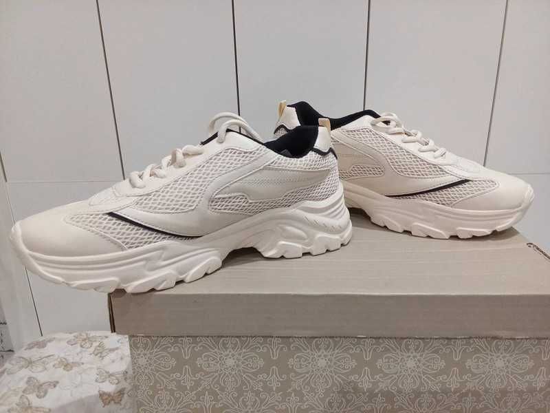 damskie sneakersy marki Rainbow roz. 41 wkładka 27 cm nowe