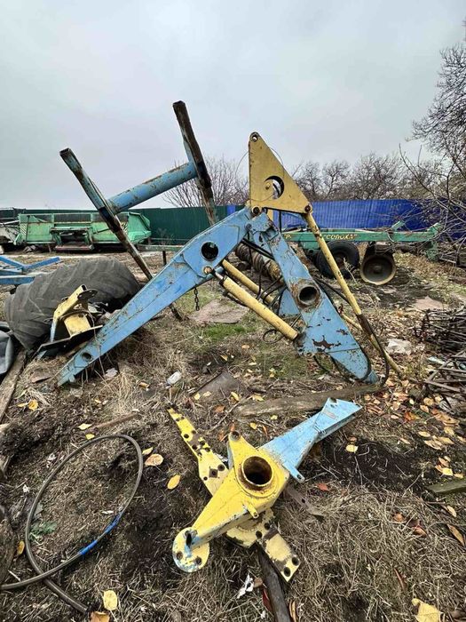 Продам фронтальный погрузчик