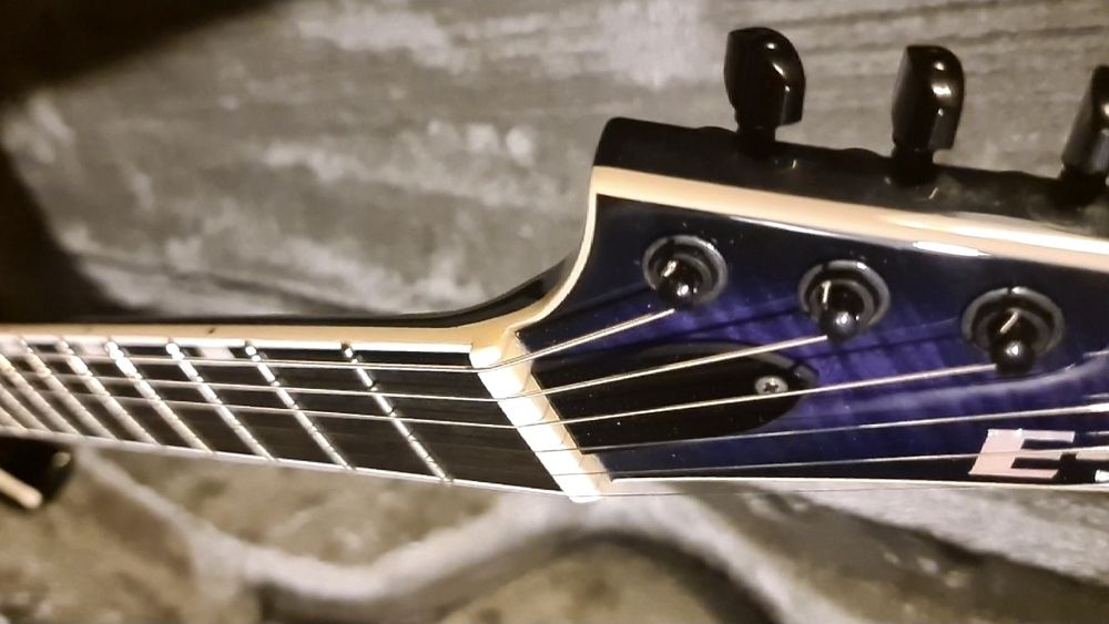 Guitarra elétrica Guit elect ESP E-Il Horizon S Reindeer Blue