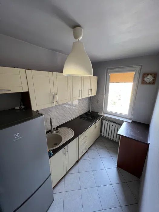 Do wynajęcia 2 pokojowe mieszkanie na osiedlu Piastów dostępne od 2026