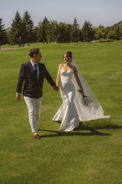 Сукня весільна біла рибка - s