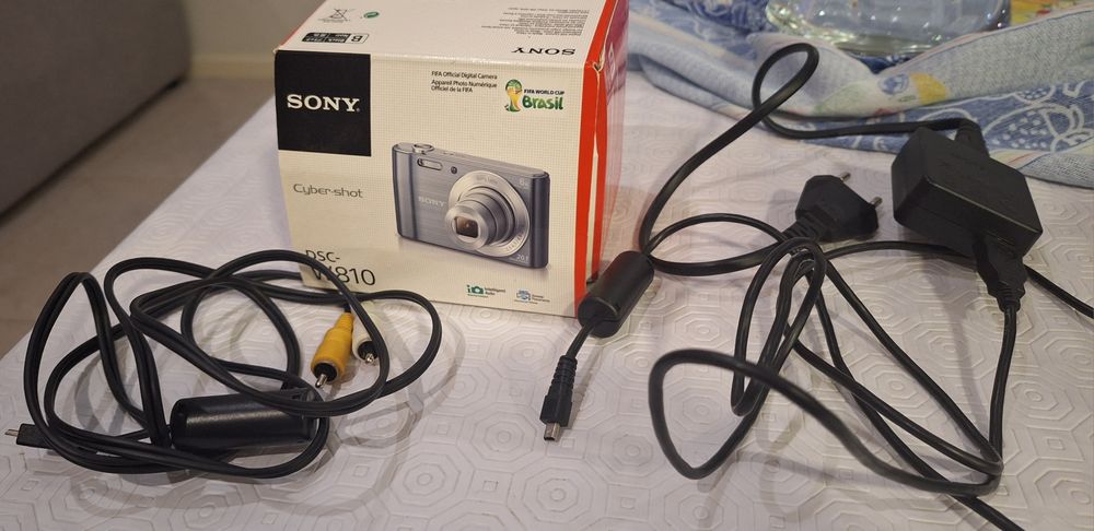 Camera sony w810