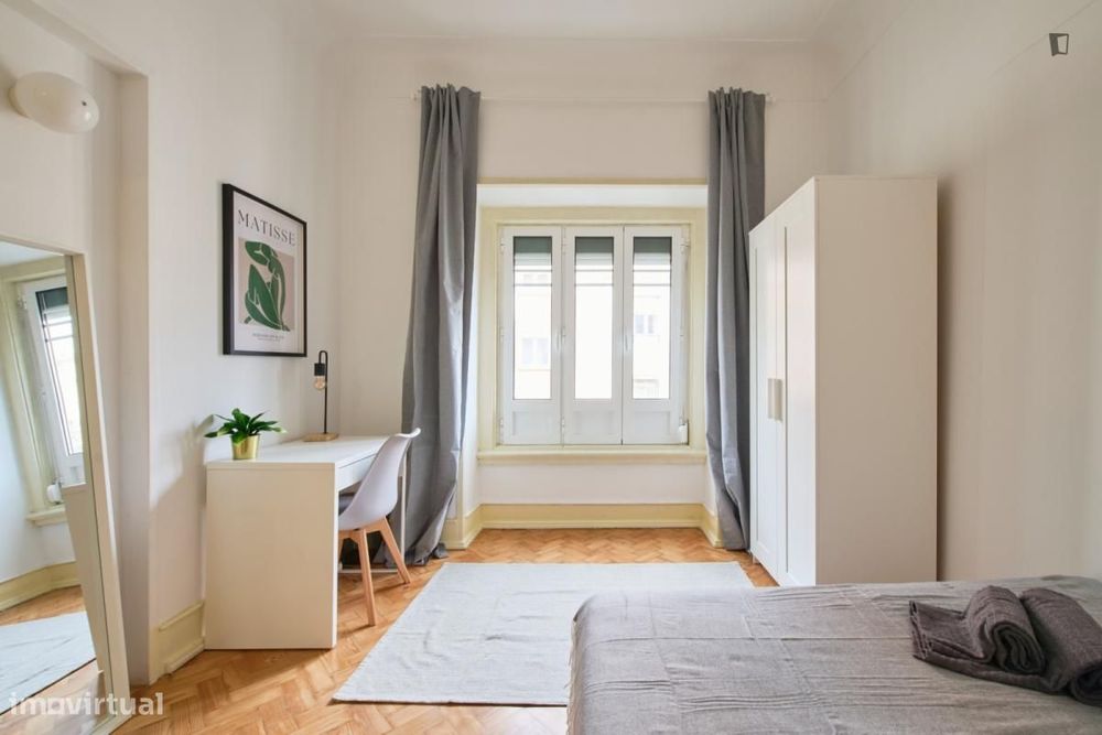 Quarto - localizado em Entrecampos Lisbon