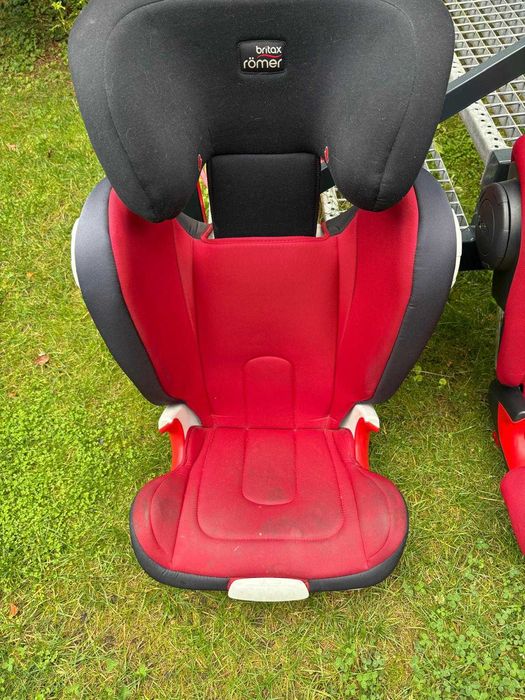 Fotelik samochodowy BRITAX RÖMER w dobrym stanie (drugi)