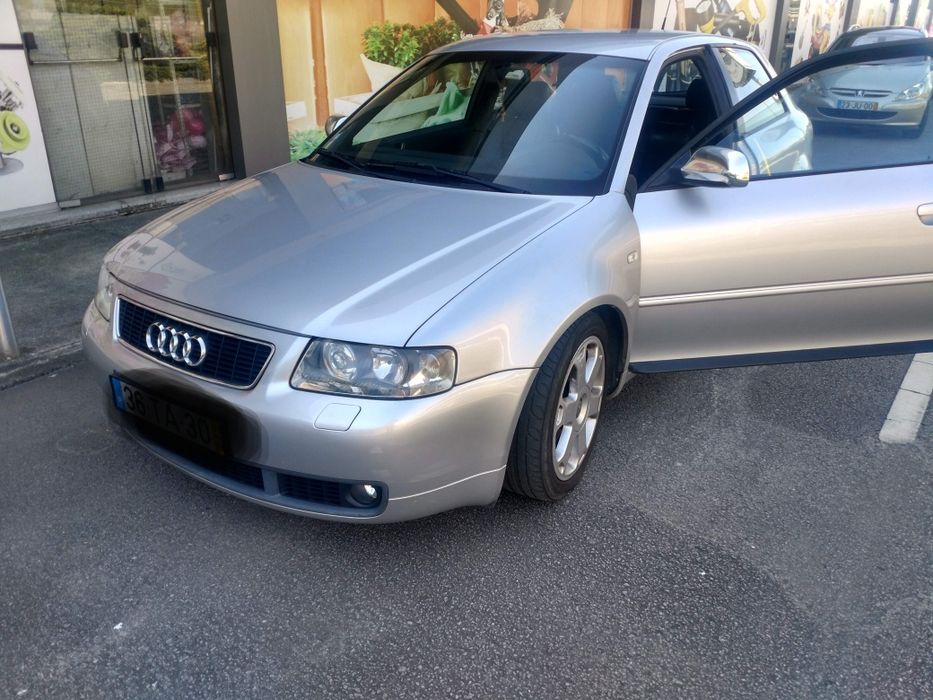 Audi S3 de 2001 225 cavalos 20 válvulas