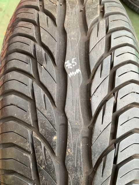 Opona Uniroyal RainExpert  195/60/15 88H 7,5mm