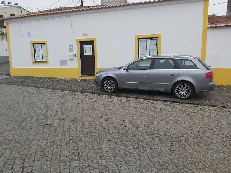 Vendo audi avant 4 bem estimado..