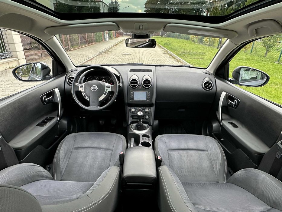 NISSAN QASHQAI+2 2.0i 140PS LIFT Panorama Tempomat Kamera Navi 17" TOP