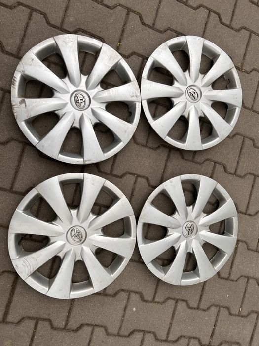 Oryginalne kołpaki Toyota 15cali