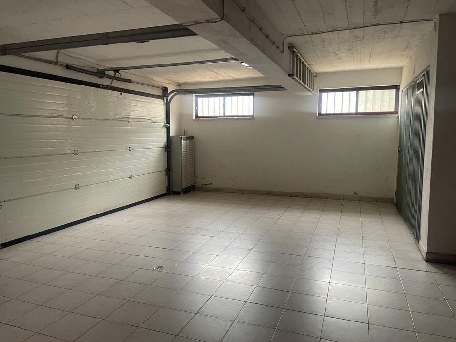 Garagem centro do Feijo