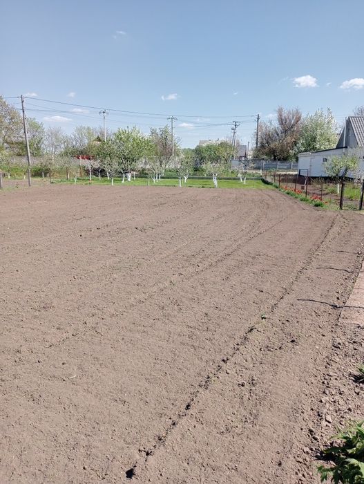 Продається земельна ділянка село Фурси ,центр села
