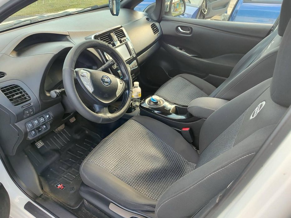 Здам в оренду нісан ліф