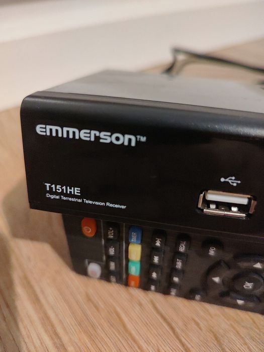 Dekoder TV Emmerson T151HE