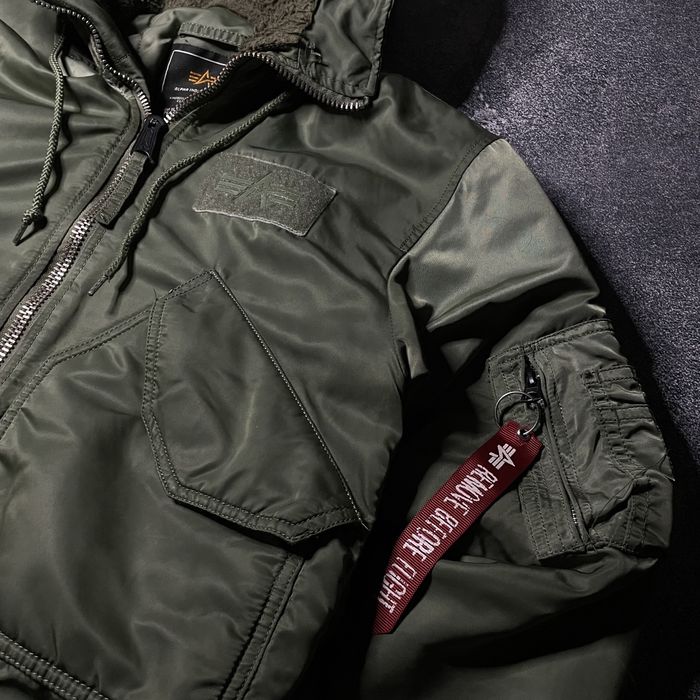 Alpha Industries CWU-45 Hooded Бомбер