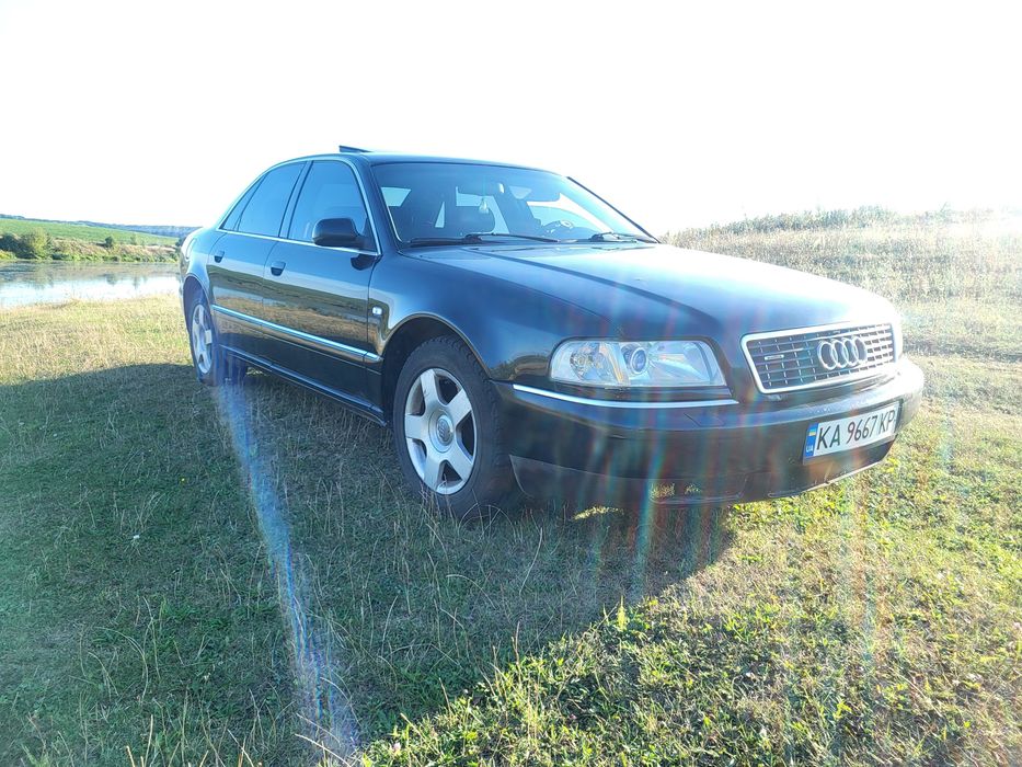 Продам авто Audi A8 d2