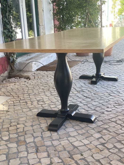 Mesa enorme carvalho pés lacados preto