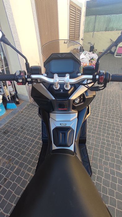 Voge SR1 ADV 125 Croosover