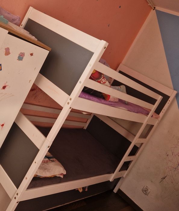 Łóżko dla dzieci dwupoetrowe z szuflada