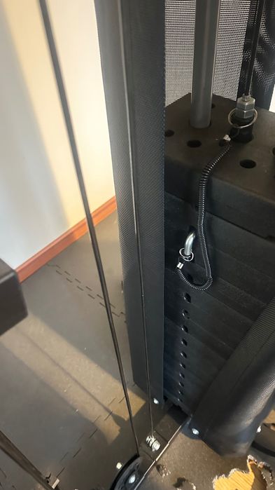 Ginasio em casa - aparelho super novo com 70 kg. MSX 50 TOORX