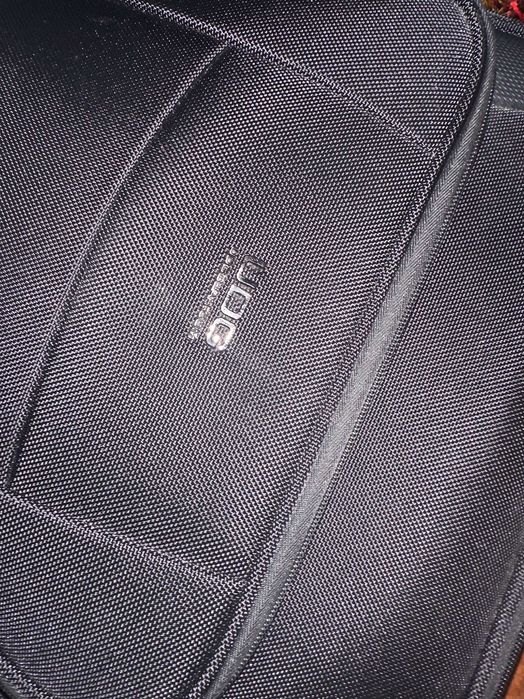 Mala UDG DJ transporte de Controladoras + PC, com estojo para cabos