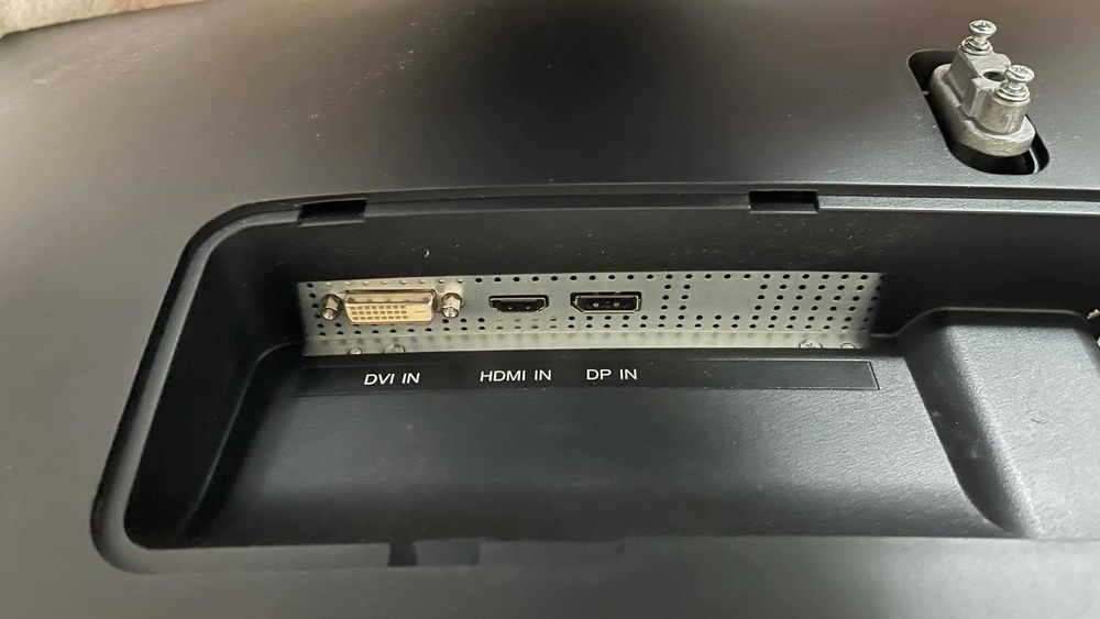 Monitor na sprzedaż