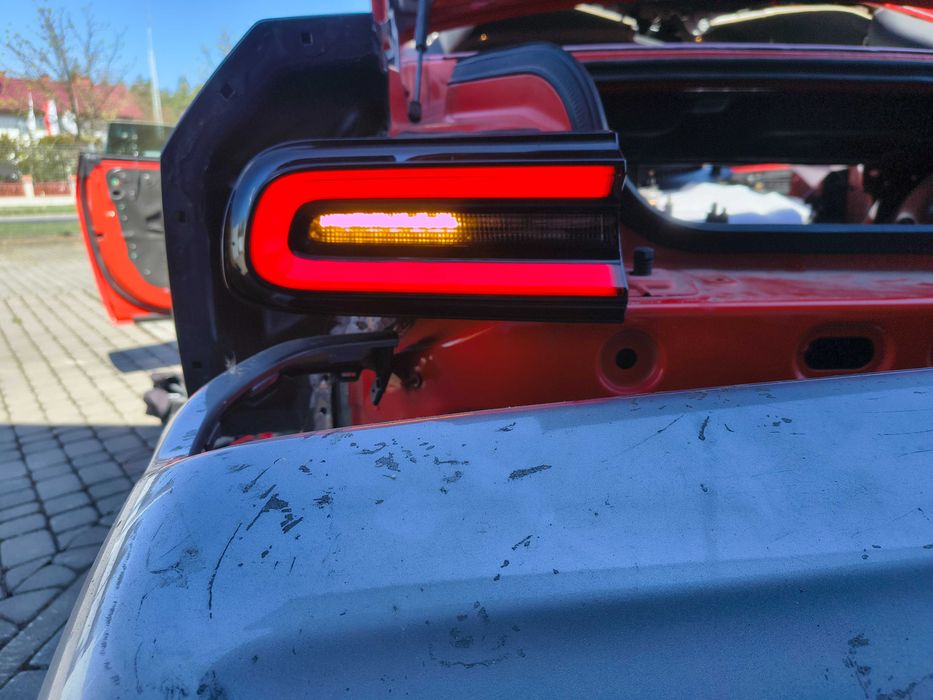 Lampy po Przeróbce z usa na eu Dodge Challenger Charger Durango z USA na EU pomarańczowy kierunkowskaz