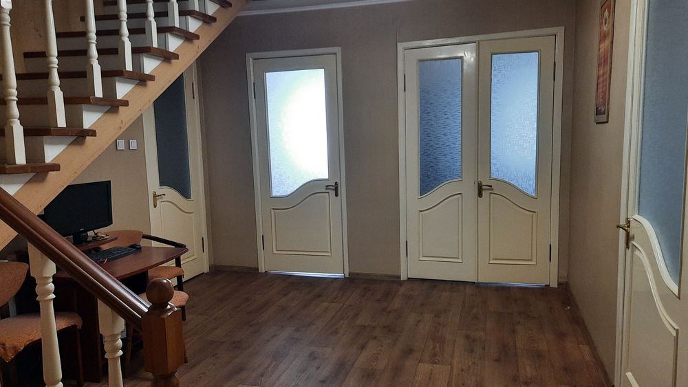 Продаж приватного будинку